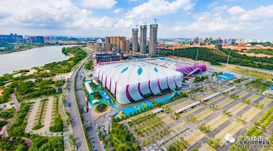 南宁市青秀区人民法院关于南宁市邕宁区良堤路6号南宁万达茂D1栋2单元3302号不动产及屋内物品一批（第二次拍卖）的公告